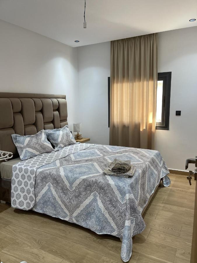 Appartement En M'Diq Centre Ville Pres De La Plage Eksteriør bilde