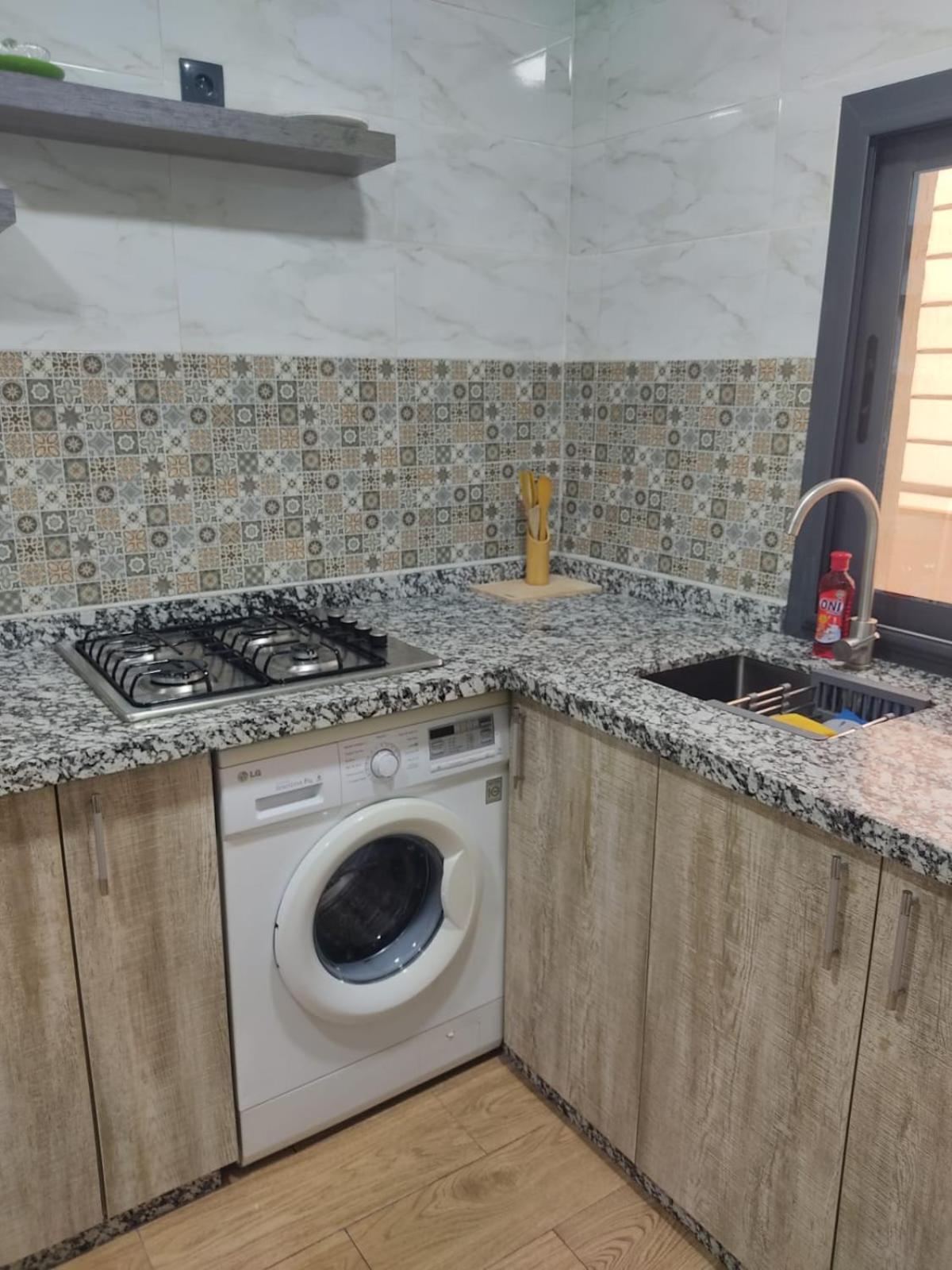 Appartement En M'Diq Centre Ville Pres De La Plage Eksteriør bilde